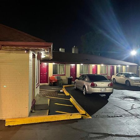 Deluxe Inn Motel Detroit Dış mekan fotoğraf