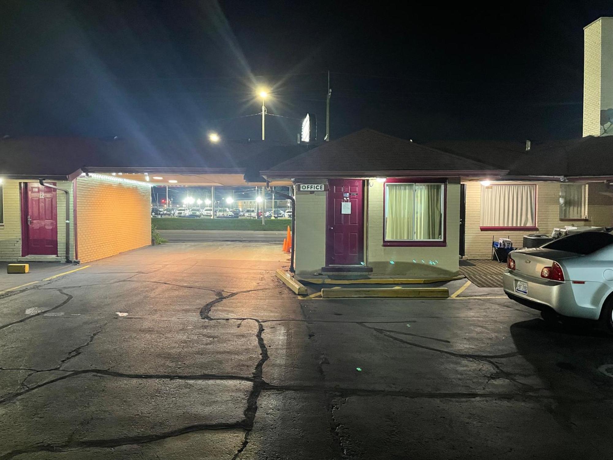 Deluxe Inn Motel Detroit Dış mekan fotoğraf