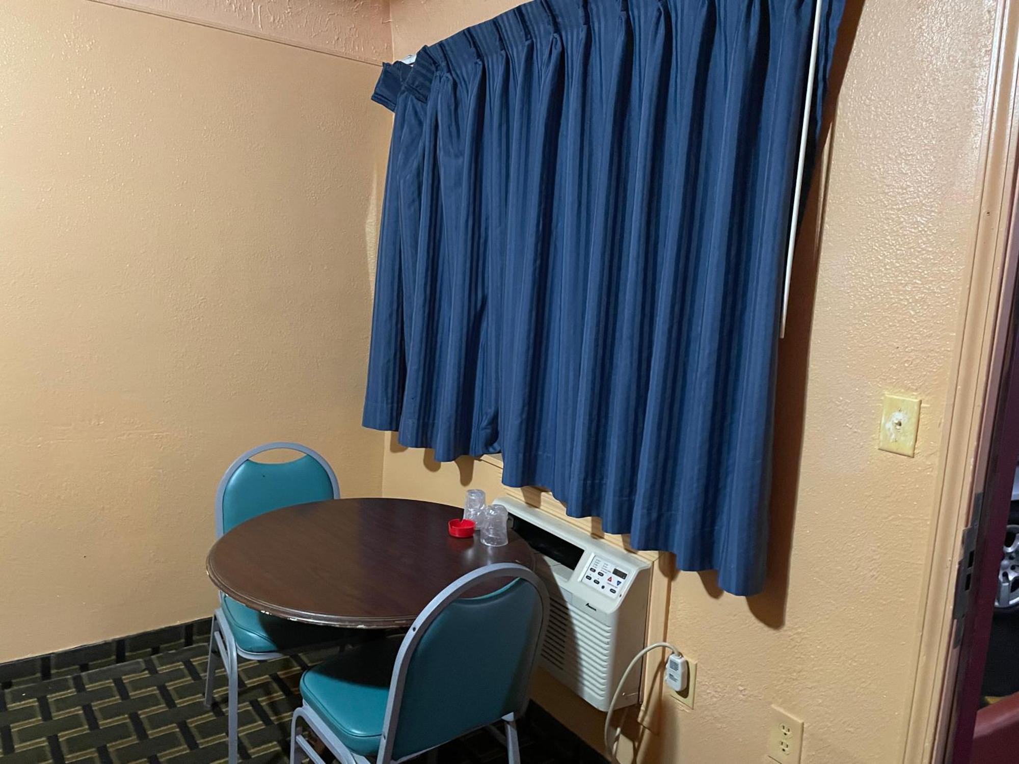 Deluxe Inn Motel Detroit Dış mekan fotoğraf